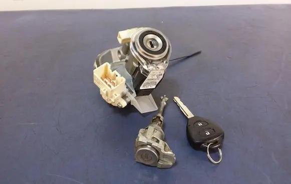 Toyota Verso Ignition lock 897830F010
