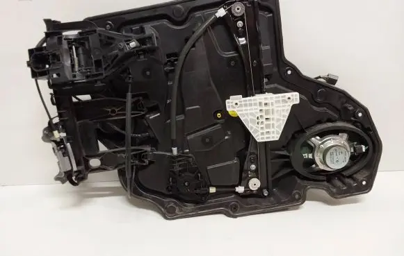 Rear door window regulator with motor