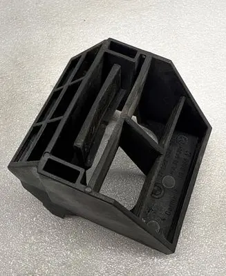 BMW 5 E60 E61 Radiator mount bracket 7542517 10808612 PA66GF30