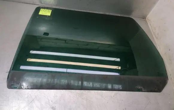 Seat Alhambra (Mk1) Rear door window glass E2143R000002