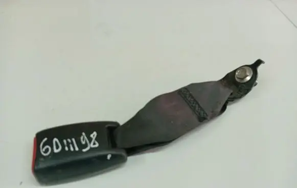 Honda FR-V Rear seatbelt buckle 