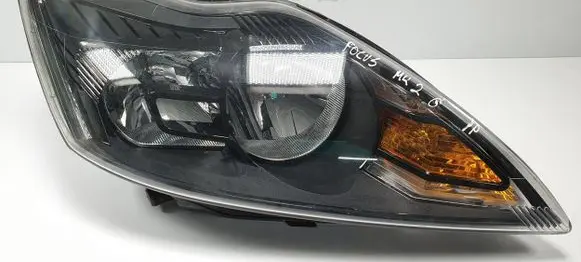 Ford Focus Headlight/headlamp 8M51-13W029-CF