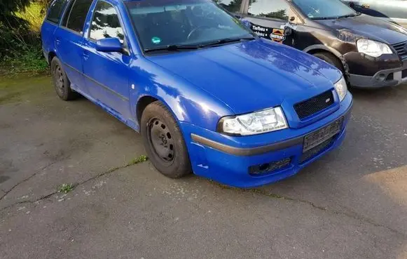 Skoda Octavia Mk1 (1U) Door (2 Door Coupe) brak