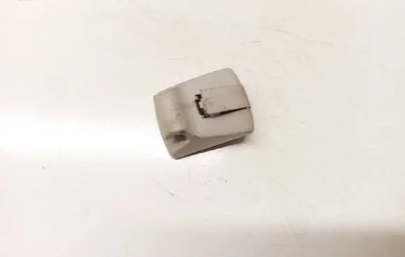 Ford Mondeo Mk III Sun visor clip/hook/bracket 