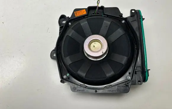 BMW 3 G20 G21 Subwoofer speaker 20117311