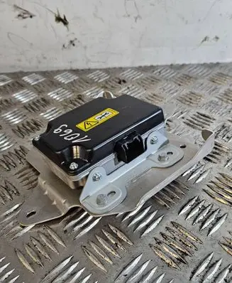 Mercedes-Benz GLK (X204) Voltage converter inverter A1669820020 15428295