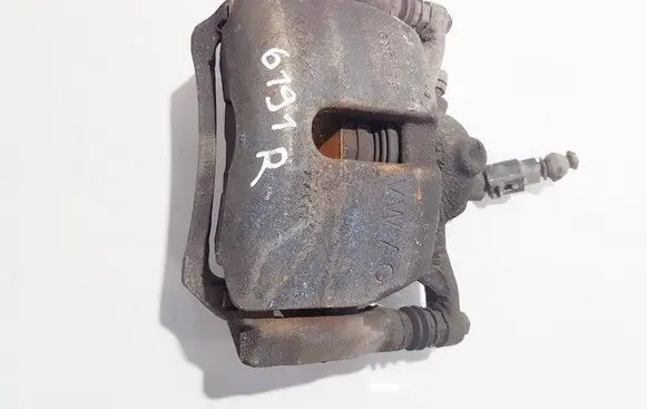 Volkswagen Golf VII Front brake caliper gn015
