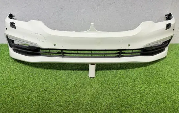 BMW 5 G30 G31 G38 Front bumper 51117385336