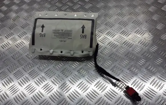 Citroen C4 I Passenger airbag 9682165080