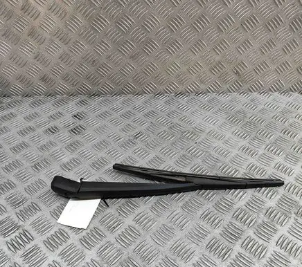 Mazda CX-5 II Rear wiper blade arm L20667421