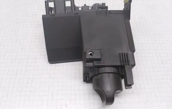 Mercedes-Benz E W210 Light switch 2105451404