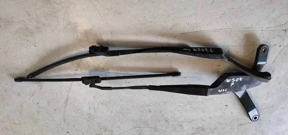 Mercedes-Benz C W204 Headlight wiper arm set