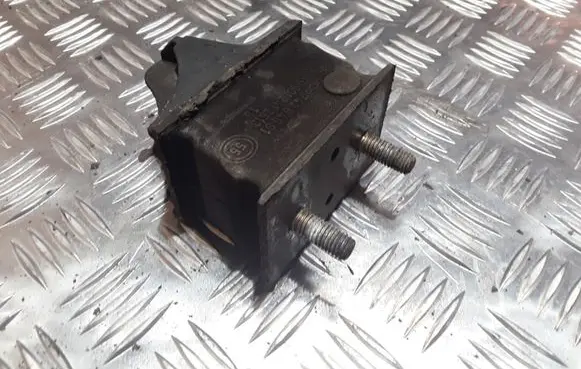 Volkswagen II LT Engine mount bracket 9012412513