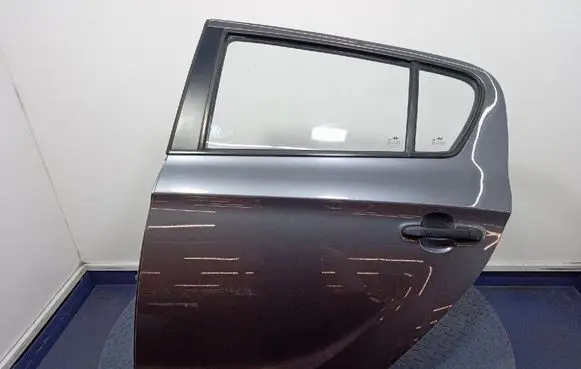 Hyundai i20 (PB PBT) Rear door 
