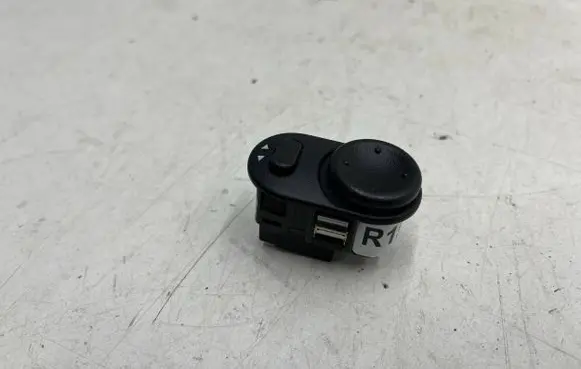 Opel Meriva A Wing mirror switch 09226861