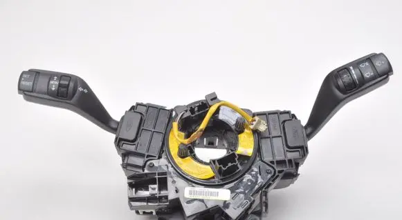 Ford Kuga I A set of switches 4M5T-14A664-AC