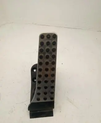 Mercedes-Benz S C217 Accelerator throttle pedal A2053000104