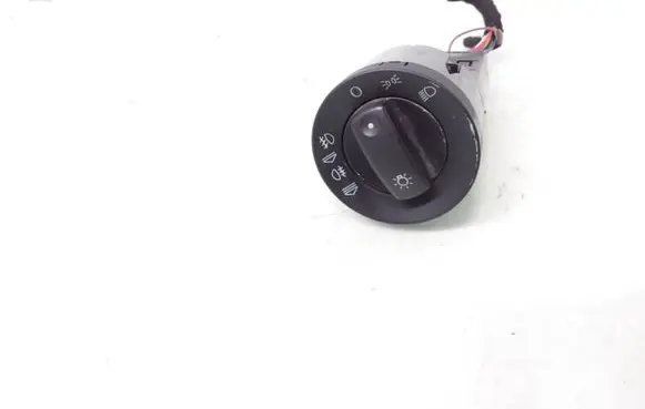Audi A4 S4 B7 8E 8H Light switch 8E0941531C