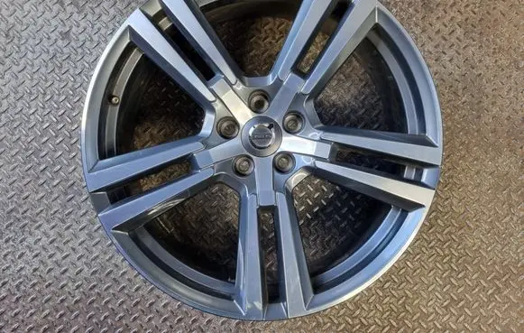 R20 alloy rim
