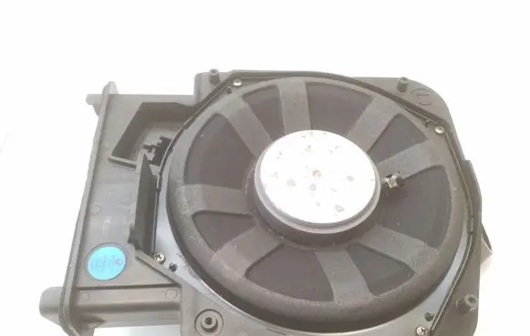 BMW 2 F45 Subwoofer speaker 927806505