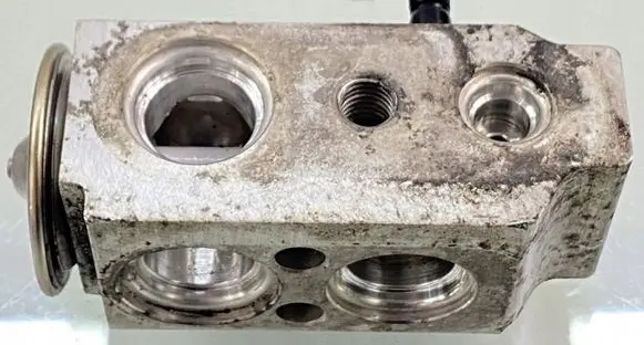 KIA Ceed Air conditioning (A/C) expansion valve 