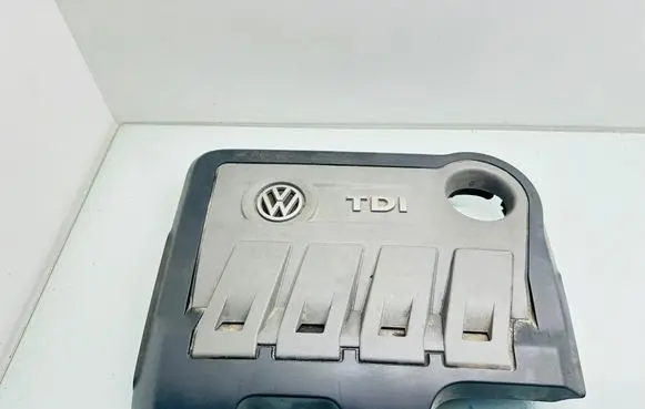 Volkswagen Touran II Engine cover (trim) 