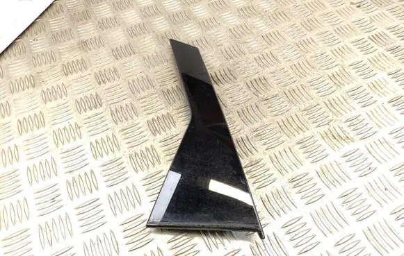 Citroen C4 III e-C4 Rear door glass trim molding 98311398XK