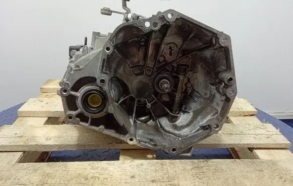 Suzuki Celerio Manual 6 speed gearbox 84M0