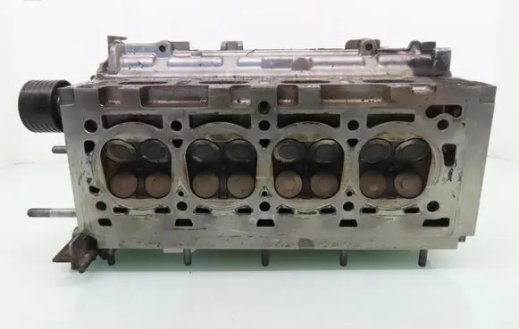 Renault Modus Engine head 8200369981 8200145259F 8200197911B