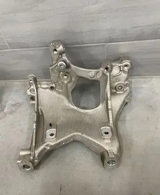 Audi A4 S4 B9 Engine mounting bracket 8W0399295E