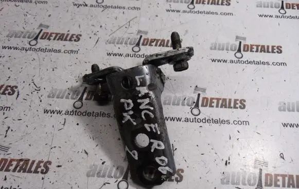 Mitsubishi Lancer Front door lower hinge 