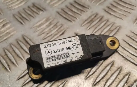 Mercedes-Benz S W220 Airbag deployment crash/impact sensor 2208204426