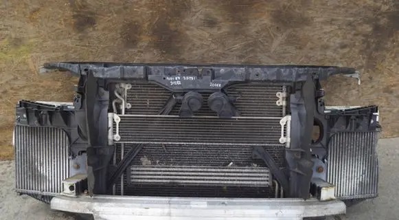 Audi Q7 4L Radiator support slam panel