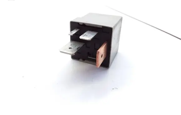Volkswagen Caddy Hazard warning light relay 357911253