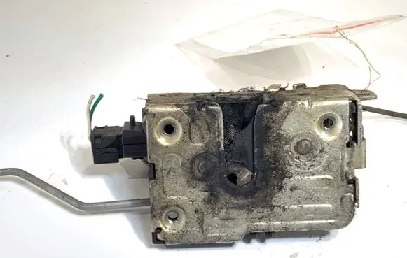 Opel Movano A Front door lock