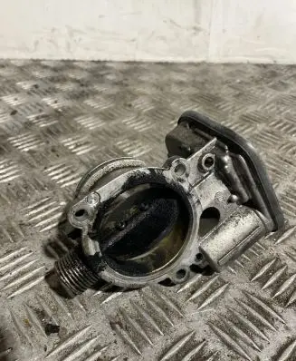 BMW X3 E83 Engine shut-off valve 7804373 B72630166