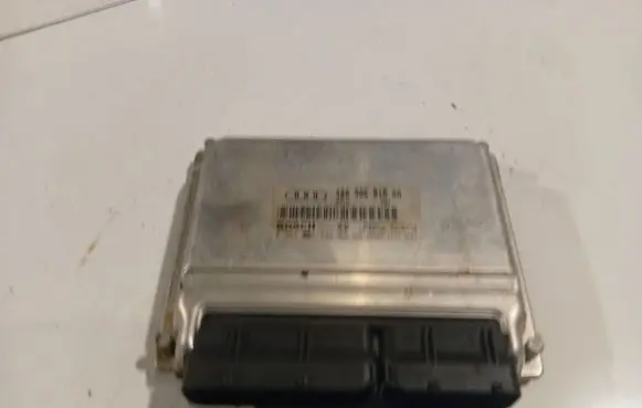 Audi A6 S6 C5 4B Engine control unit/module 4B0906018AA