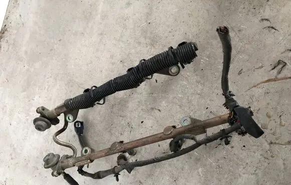 Nissan Murano Z50 Fuel main line pipe 0280158042