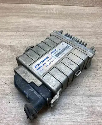 Volkswagen Golf II Engine control unit/module ECU 893907383 0285007040 WithPlug