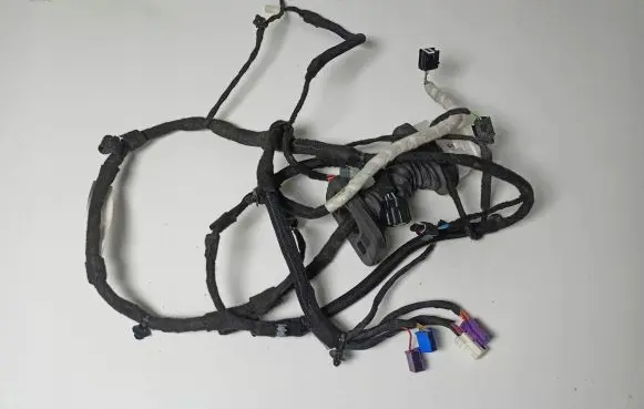 Dodge Challenger Front door wiring loom p68278031ac