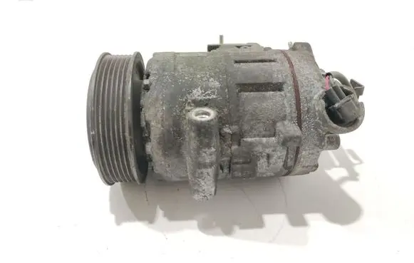 Volkswagen PASSAT B6 Air conditioning (A/C) compressor (pump) 6Q0820808D