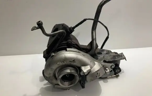 Mercedes-Benz E W211 Turbo A6460901060 0033327 6460901060