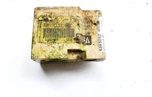 Skoda Octavia Mk1 (1U) Air conditioning (A/C) expansion valve 1j1820103 6n0820679a