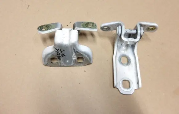 Opel Mokka X Rear door hinge set 