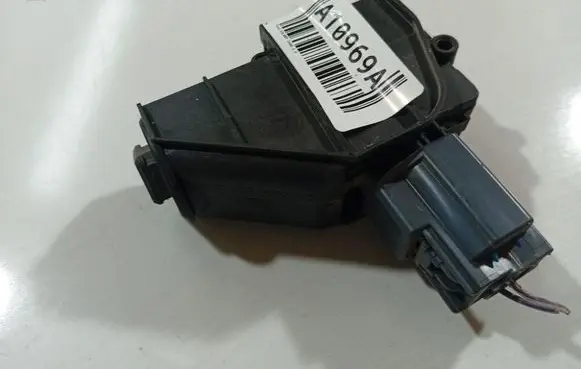 Ford Galaxy Central locking motor 6M21220A20AD 6M21-220A20-AD