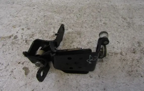 Volkswagen Multivan T7 Engine mount bracket 7T0843303P