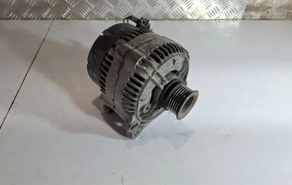 Volkswagen Sharan Generator/alternator 028903025S 0123505011
