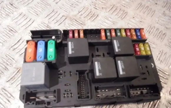 Jaguar XJ X351 Fuse box set