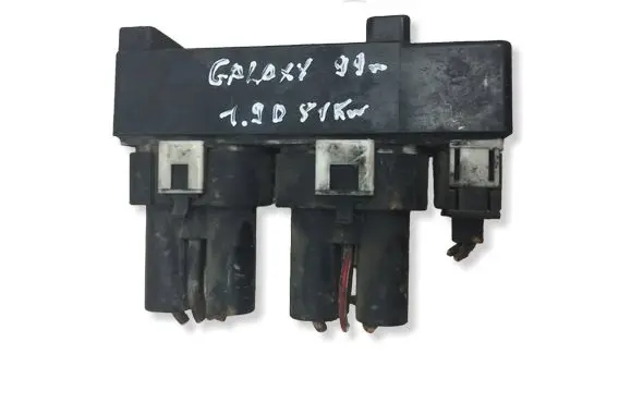 Ford Galaxy Coolant fan relay 7M0000317D 95VW8653EA