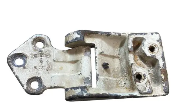 Volkswagen Transporter - Caravelle T5 Loading door lower hinge 7H0827154